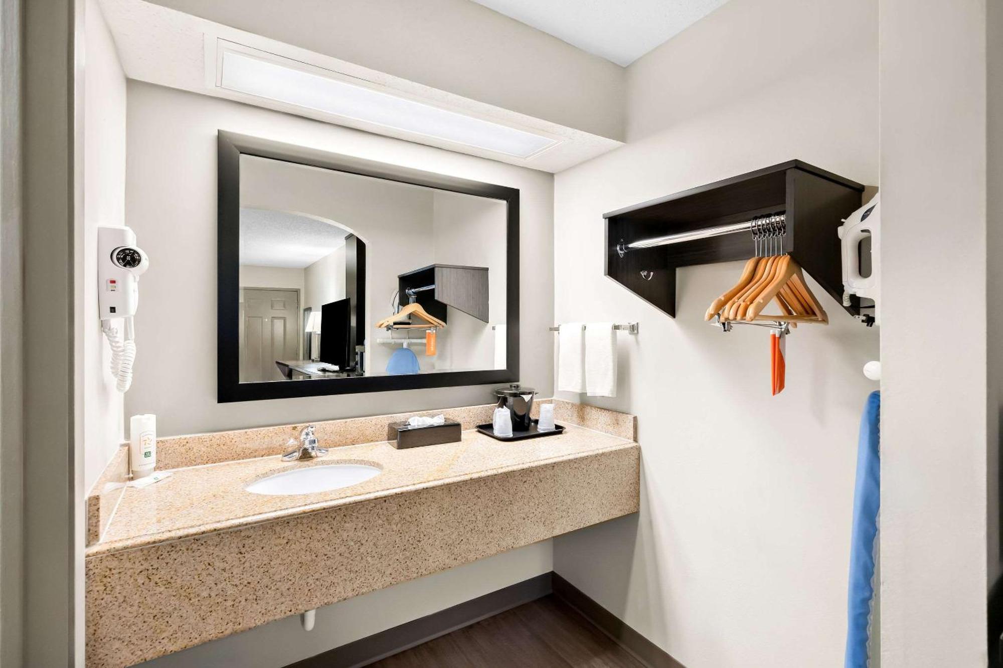 Quality Inn & Suites Monticello Luaran gambar